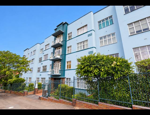 1.5 BEDROOM APARTMENT FOR SALE IN ESSENWOOD